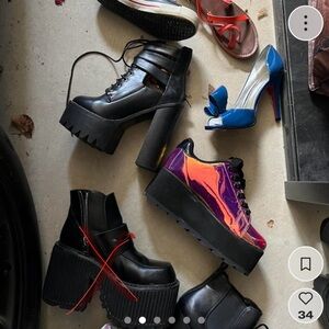 Shoes for sale ranging size 6-7.5